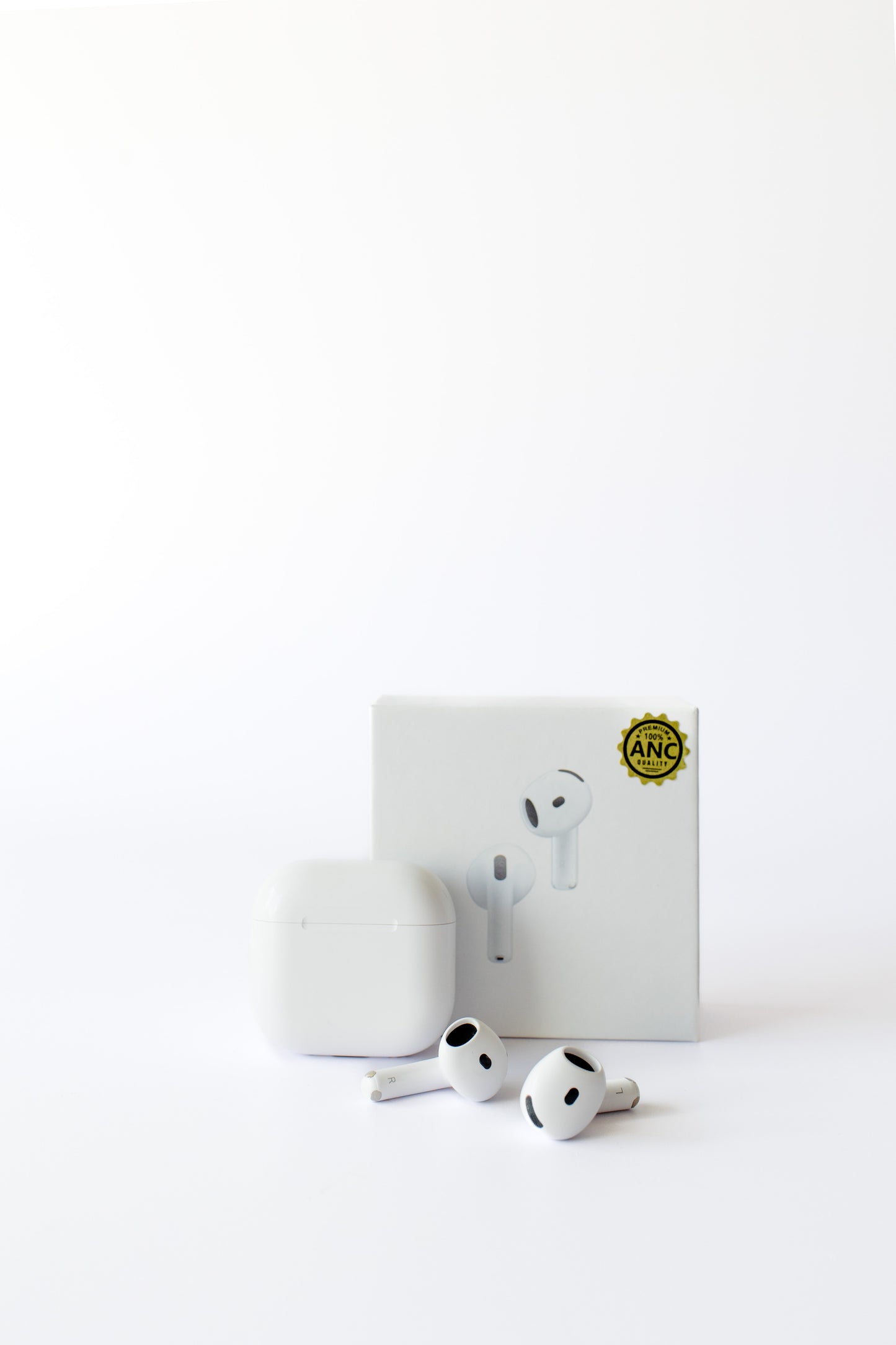 Inpods Pro 4a Geração com caixa Magsafe ( Lightning- Type C )